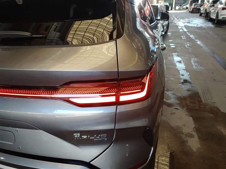 Фото 8 - BYD Song Plus Hybrid/EV