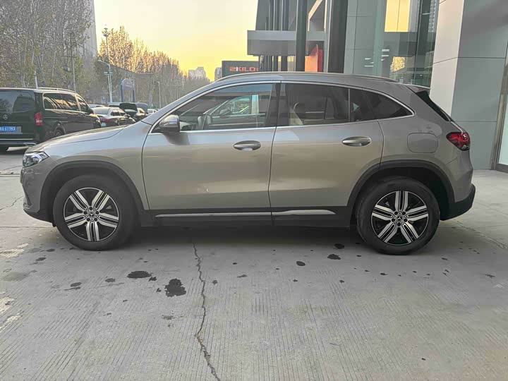 Фото 7 - Mercedes-Benz EQA