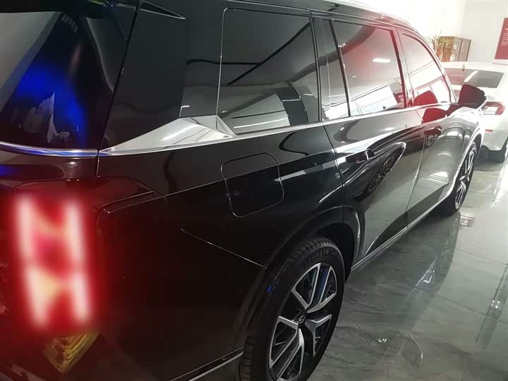 Фото 7 - GAC Trumpchi GS8