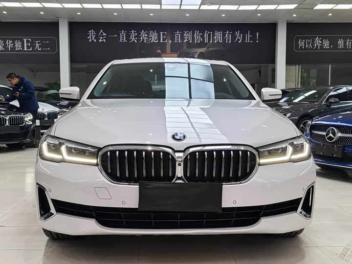 Фото 1 - BMW 5 Series