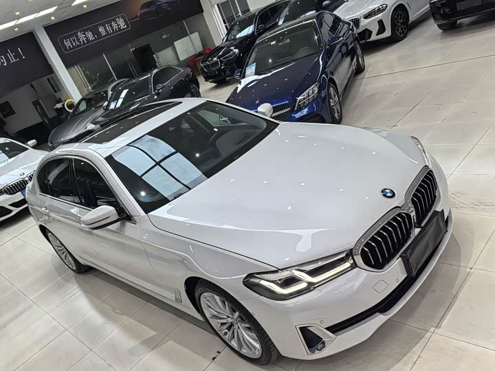 Фото 5 - BMW 5 Series