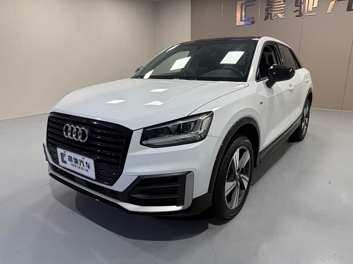 Фото 1 - Audi Q2L