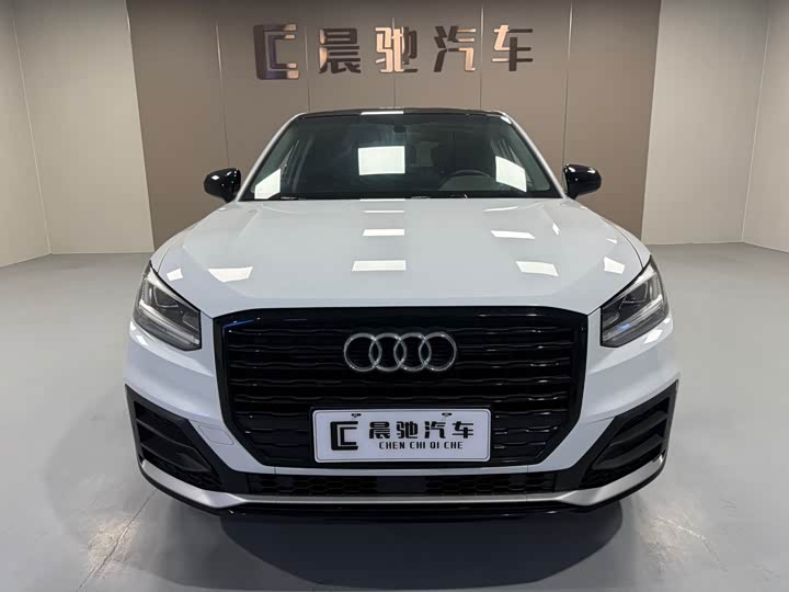 Фото 2 - Audi Q2L
