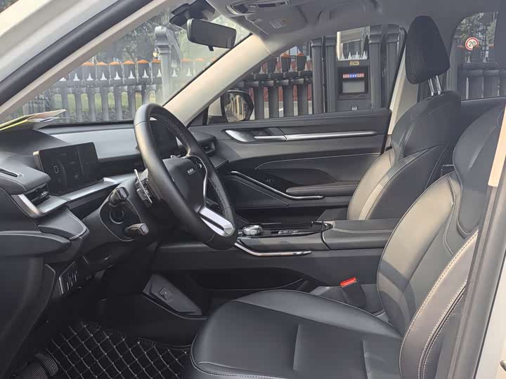 Фото 6 - Haval H6