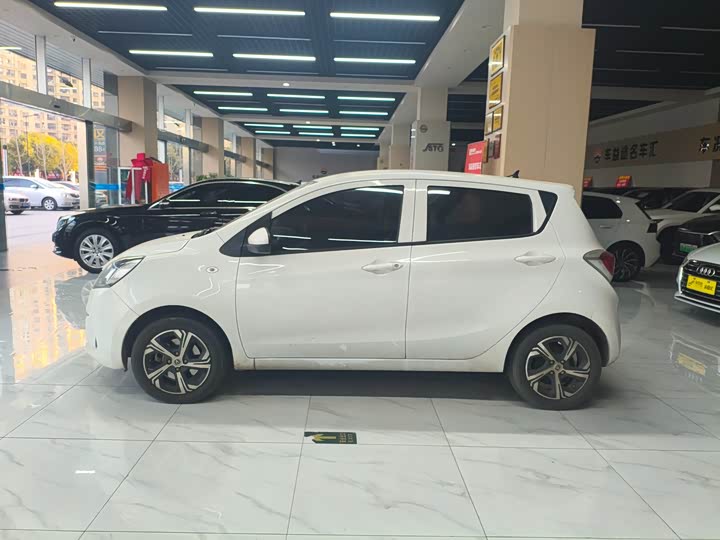 Фото 4 - Changan BenBen E-Star