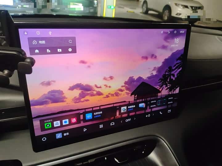 Фото 6 - Geely Galaxy E5