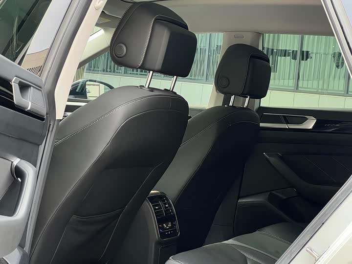 Фото 6 - Volkswagen CC