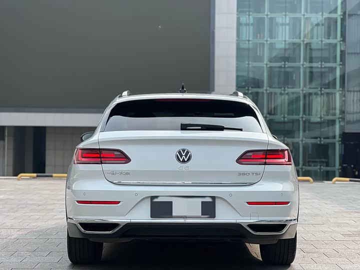 Фото 8 - Volkswagen CC