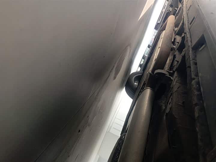 Фото 6 - Hongqi HS7 Hybrid