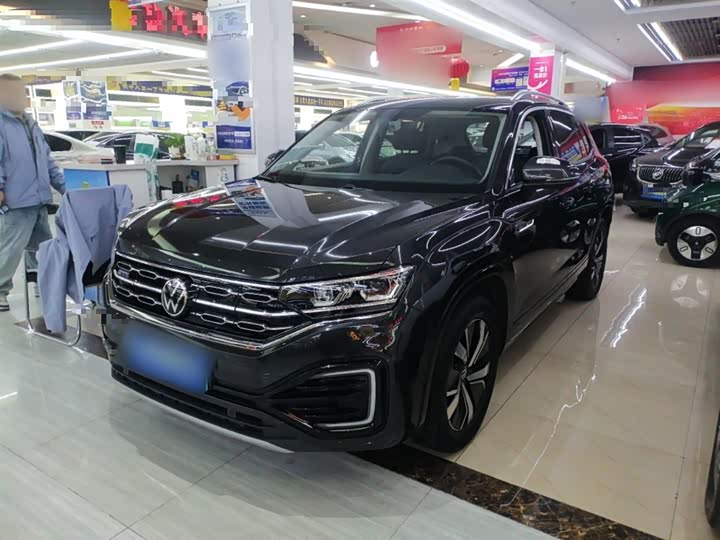 Фото 2 - Volkswagen Tayron GTE Hybrid