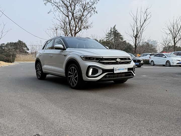 Фото 2 - Volkswagen T-Roc