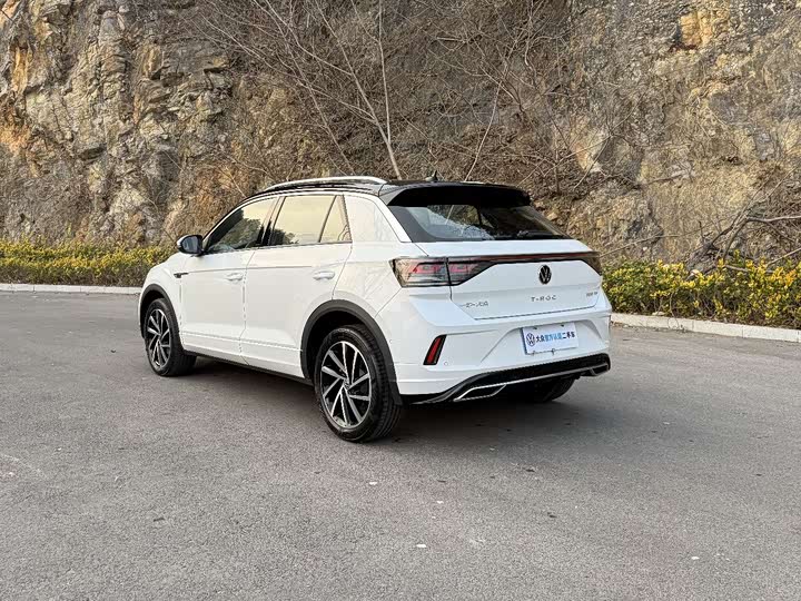 Фото 9 - Volkswagen T-Roc