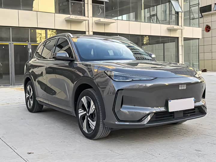 Фото 3 - Geely Galaxy E5