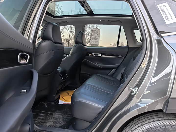 Фото 6 - Geely Galaxy E5