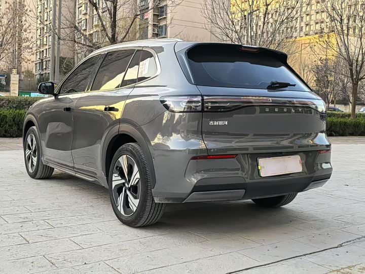 Фото 9 - Geely Galaxy E5