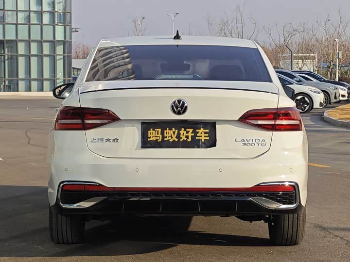 Фото 6 - Volkswagen Lavida