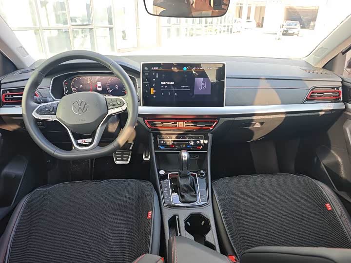 Фото 9 - Volkswagen Lavida