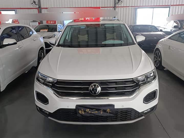 Фото 2 - Volkswagen T-Roc