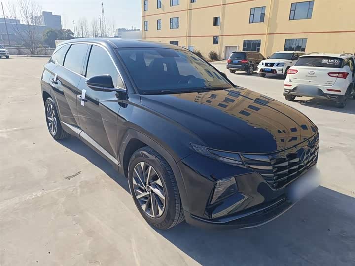 Фото 4 - Hyundai Tucson L