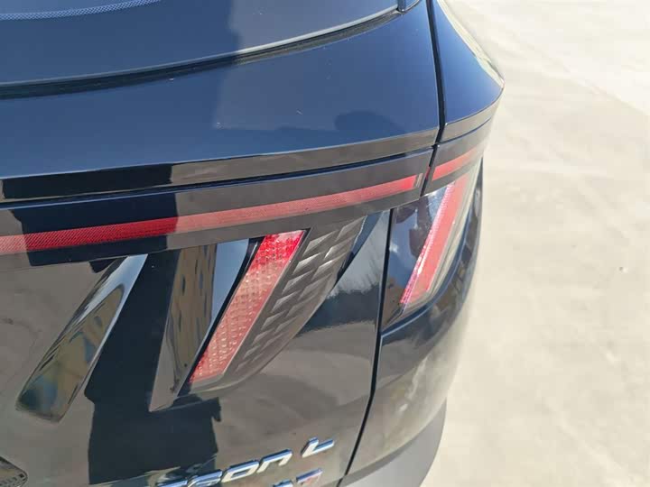 Фото 8 - Hyundai Tucson L