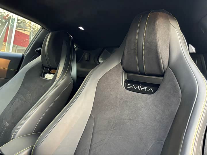 Фото 4 - Lotus Emira