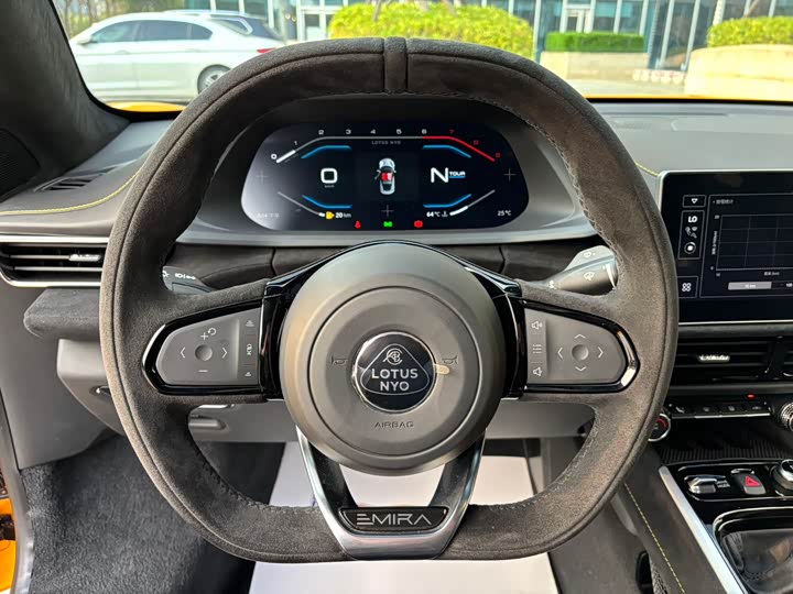 Фото 5 - Lotus Emira