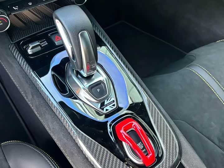 Фото 8 - Lotus Emira