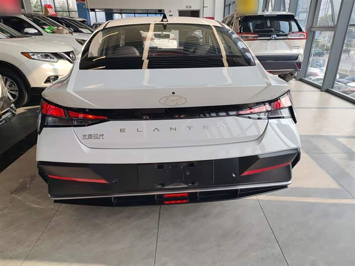 Фото 6 - Hyundai Elantra N line
