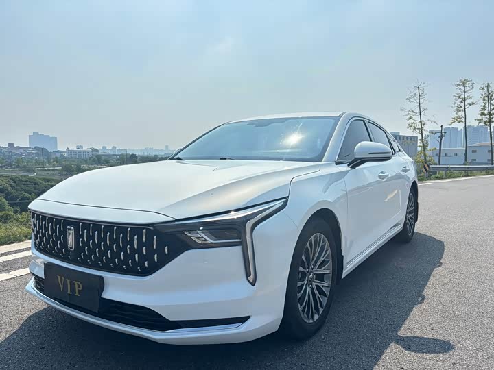 Фото 1 - Bestune B70