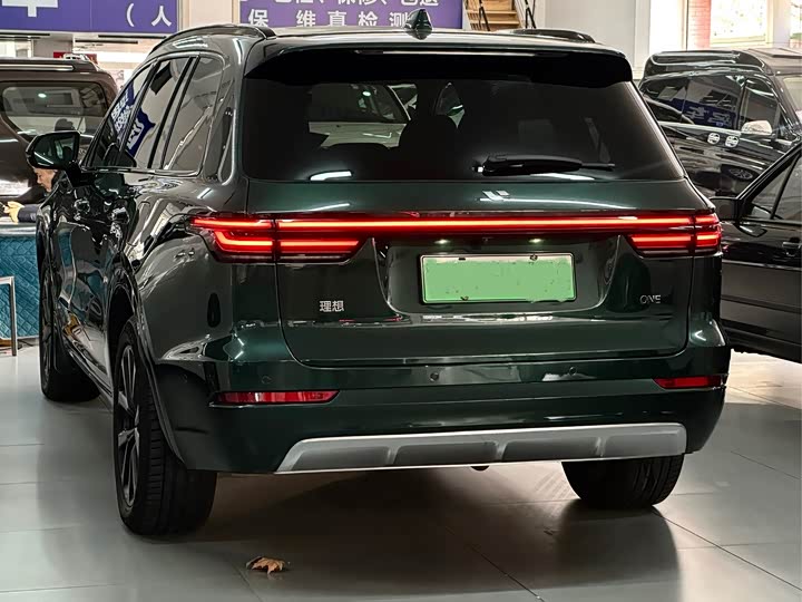 Фото 4 - LiXiang One