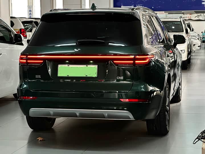 Фото 6 - LiXiang One