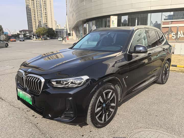 Фото 1 - BMW iX3