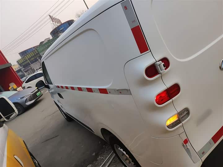 Фото 5 - Maxus Dana V1