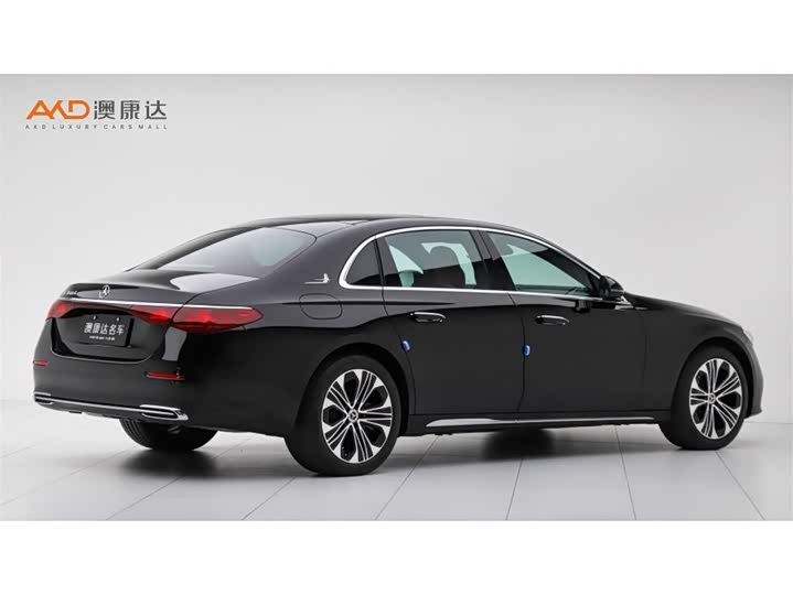 Фото 3 - Mercedes-Benz E-Class Hybrid