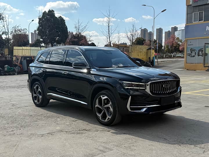 Фото 3 - Geely Monjaro