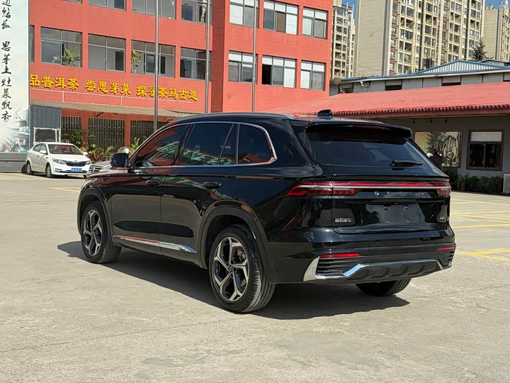 Фото 9 - Geely Monjaro