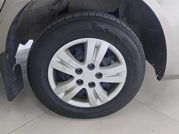 Фото 6 - Dongfeng Forthing Lingzhi M5