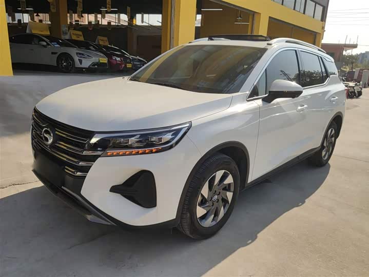 Фото 2 - GAC Trumpchi GS4