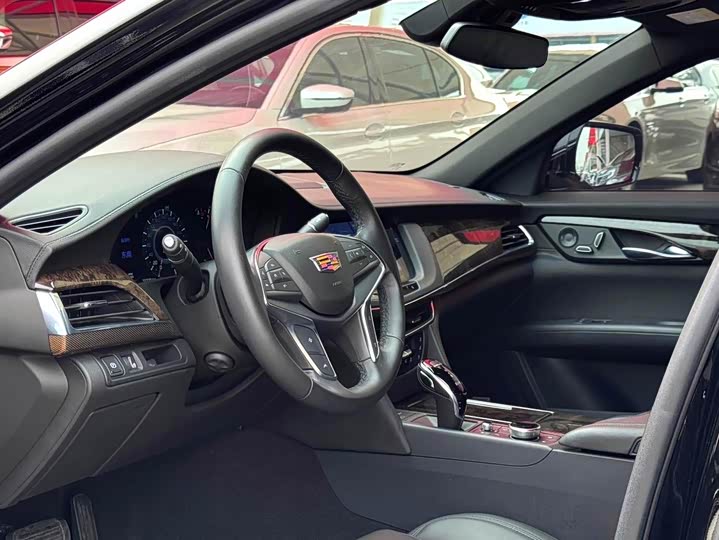 Фото 2 - Cadillac CT6