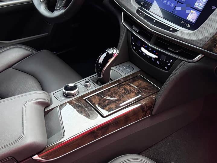 Фото 6 - Cadillac CT6