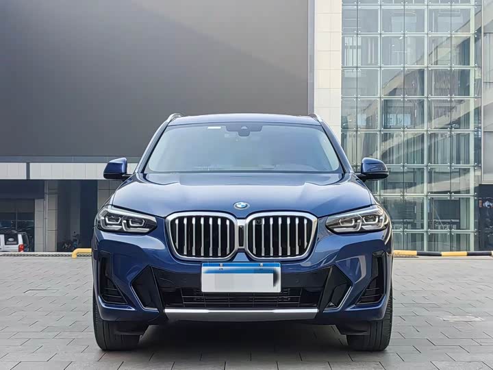 Фото 2 - BMW X3