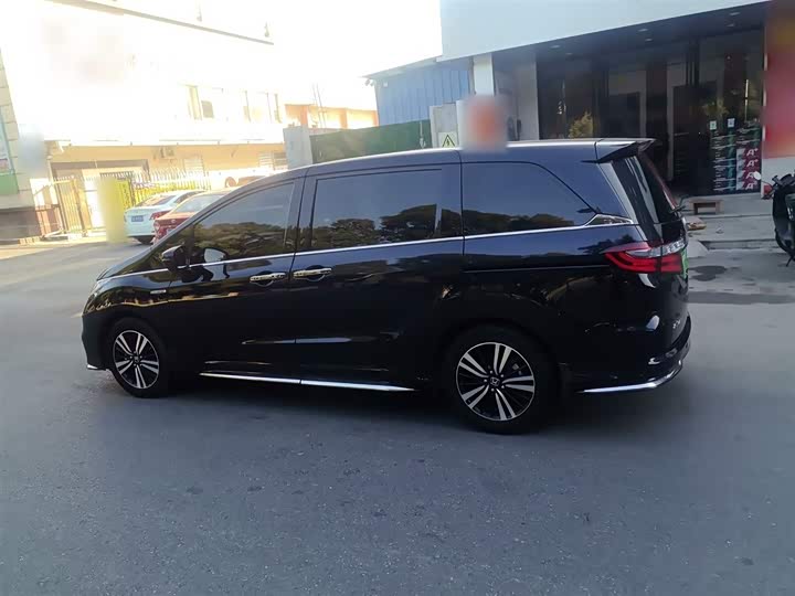 Фото 5 - Honda Odyssey