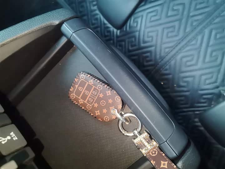 Фото 9 - Honda Odyssey