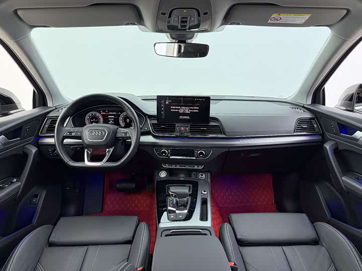 Фото 9 - Audi Q5L