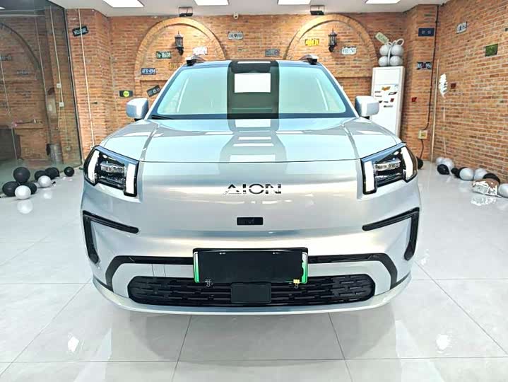 Фото 2 - GAC Aion V