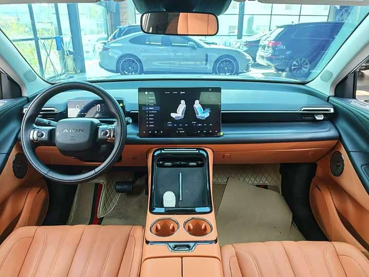 Фото 9 - GAC Aion V