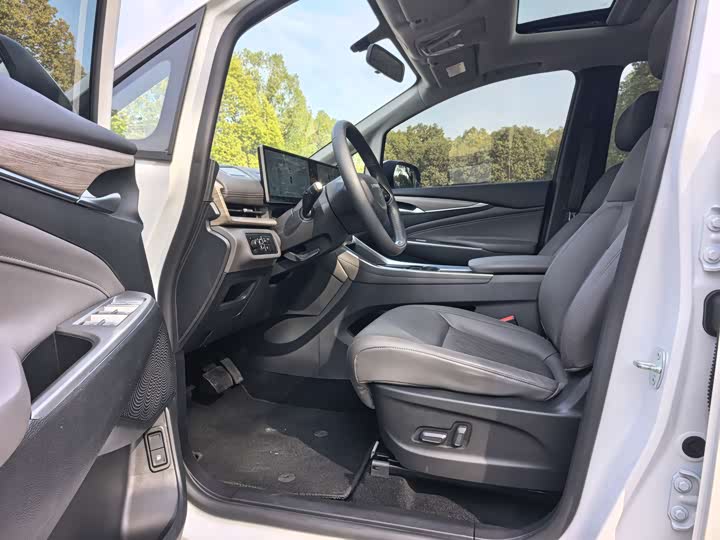 Фото 7 - Maxus G50 Hybrid