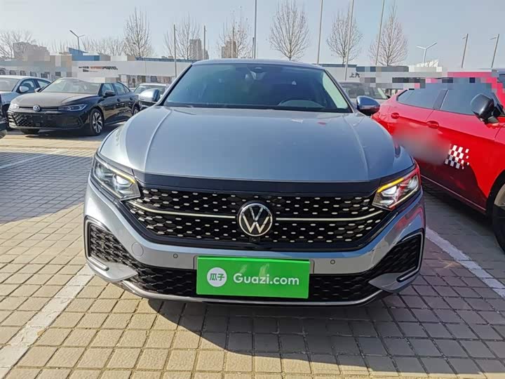 Фото 3 - Volkswagen Passat