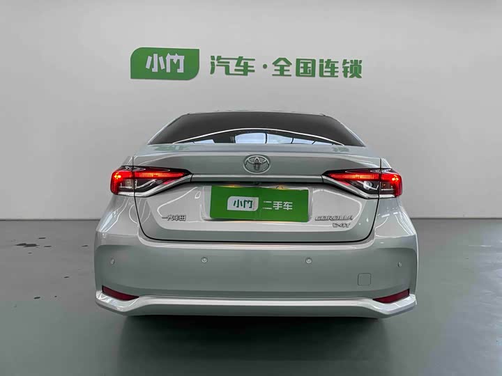 Фото 4 - Toyota Corolla