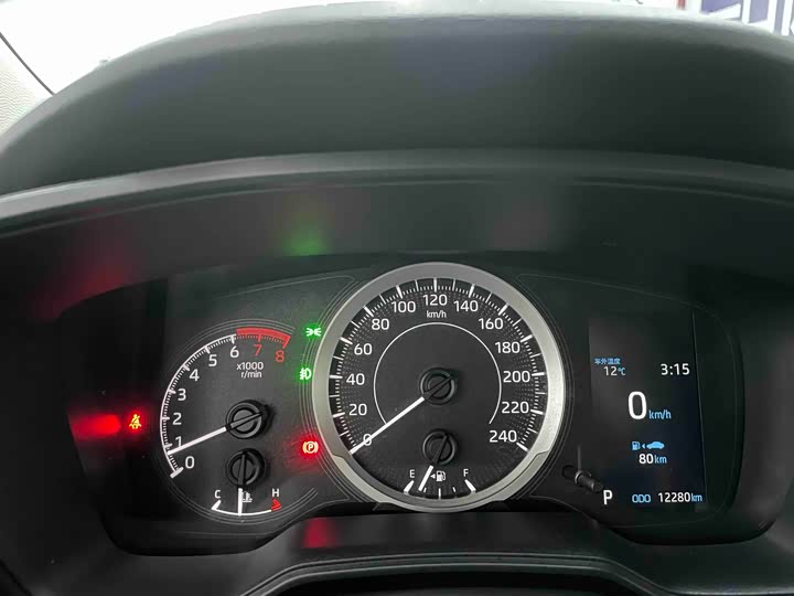 Фото 7 - Toyota Corolla